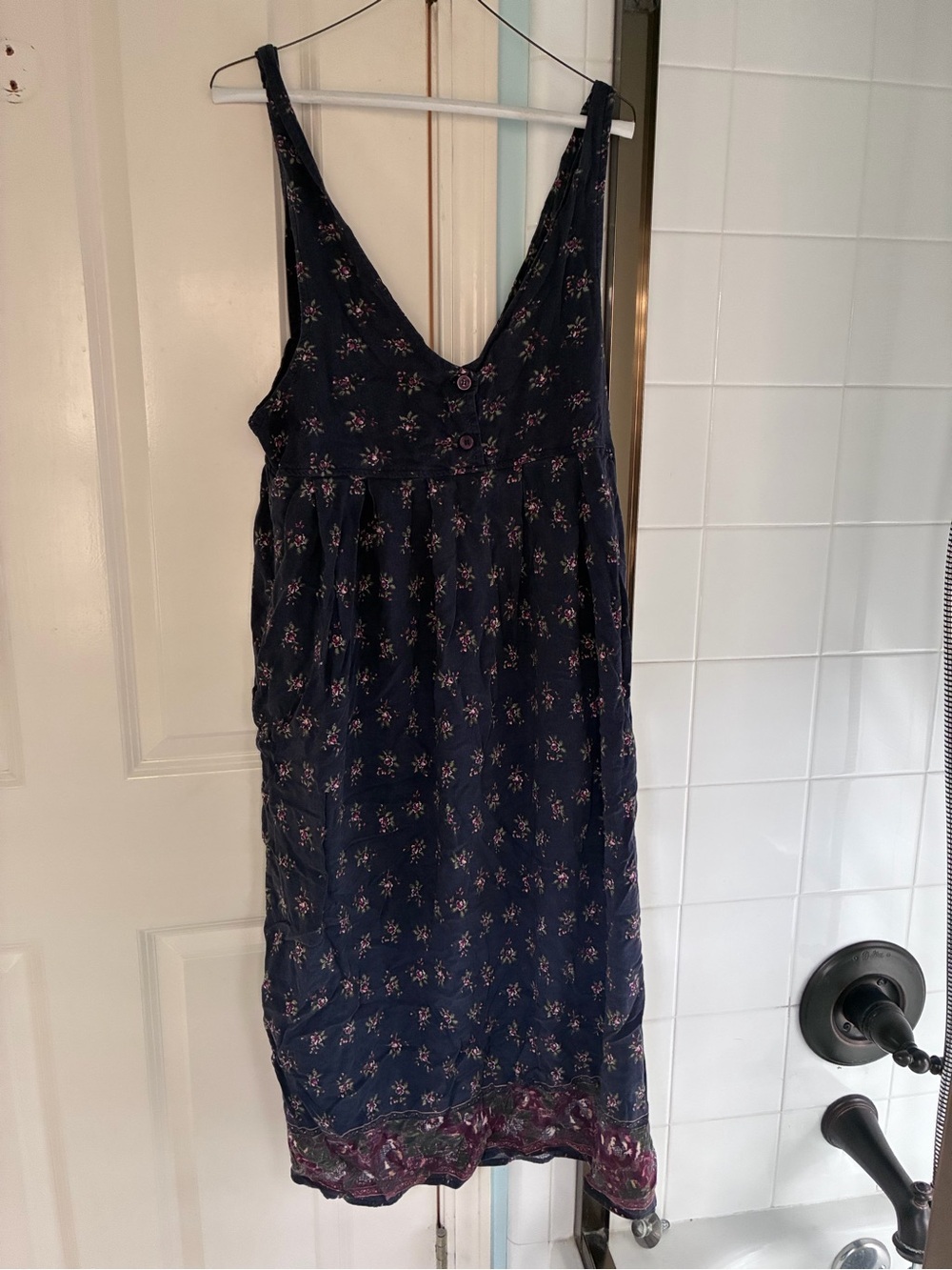 Vintage Capacity Navy Blue Floral Sleeveless Sundress